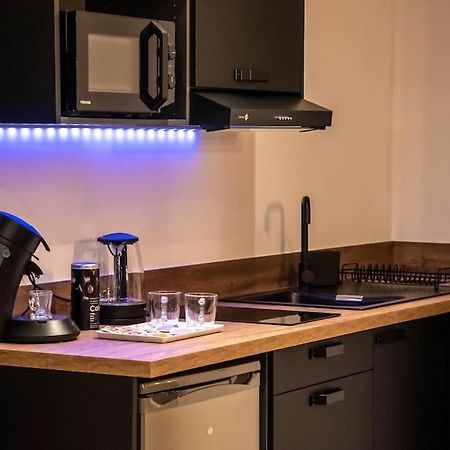 Apartament Blue Night - Jacuzzi - Bord De Seine Corbeil-Essonnes Zewnętrze zdjęcie