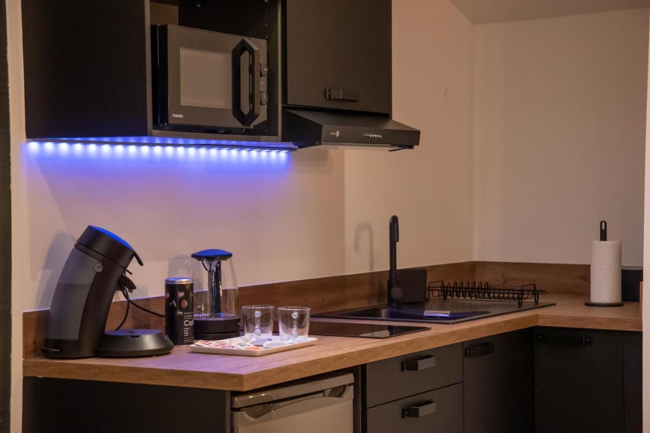 Apartament Blue Night - Jacuzzi - Bord De Seine Corbeil-Essonnes Zewnętrze zdjęcie